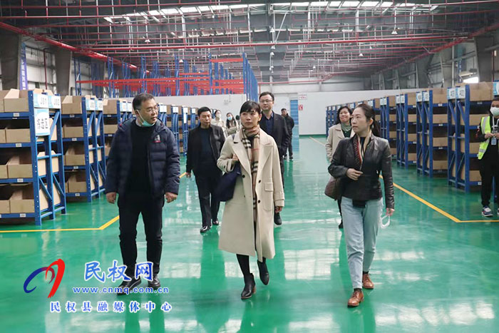 縣領(lǐng)導(dǎo)于茜會(huì)見(jiàn)上海韻達(dá)貨運(yùn)有限公司國(guó)際部負(fù)責(zé)人顧毅一行