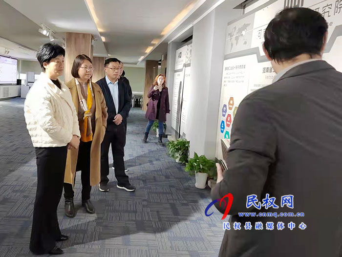 縣領(lǐng)導(dǎo)周燕、畢道喜到河南工業(yè)大學(xué)考察