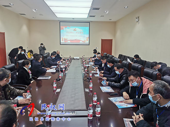 民權(quán)縣離退休黨工委、縣委老干部局組織我縣離退休干部赴柘城縣學(xué)習(xí)調(diào)研
