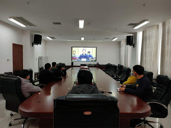縣畜牧發(fā)展服務中心收聽收看全省生鮮乳質(zhì)量安全監(jiān)管法規(guī)培訓電視電話會議