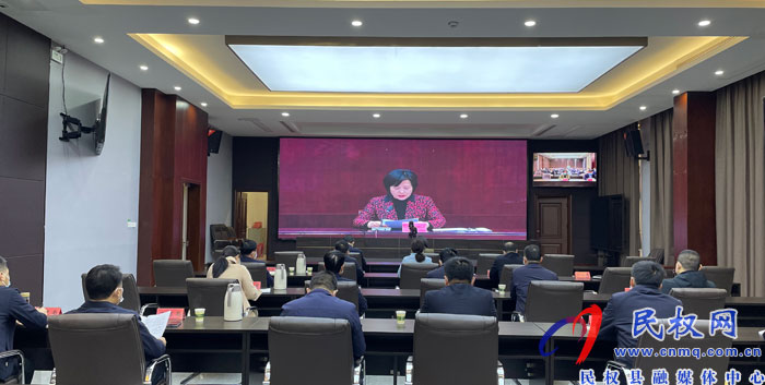 我縣組織收聽收看全市職業(yè)教育大會