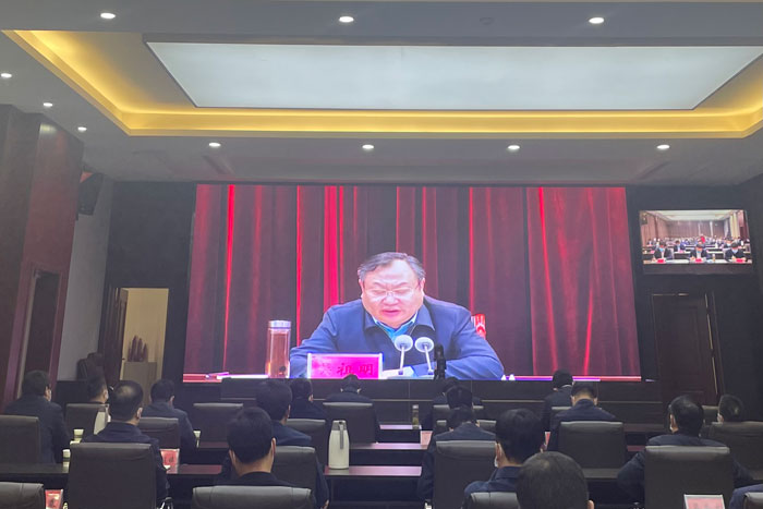 我縣組織收聽(tīng)收看全市重復(fù)信訪(fǎng)積案集中專(zhuān)項(xiàng)治理暨安全穩(wěn)定工作推進(jìn)會(huì)議