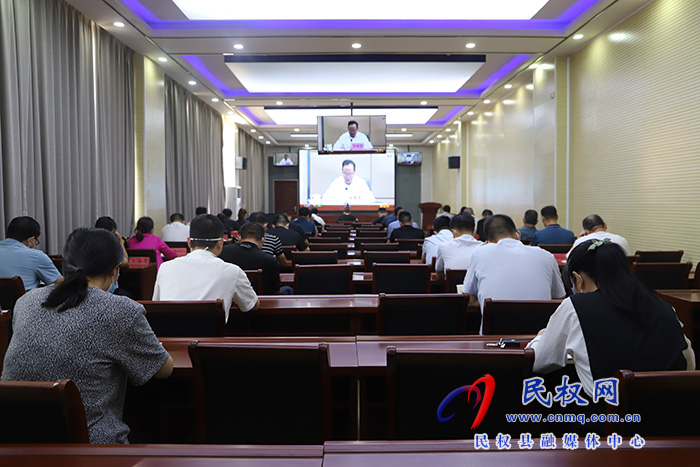 我縣組織收聽(tīng)收看全省食品安全工作電視電話(huà)會(huì)議暨省食安委全體會(huì)議