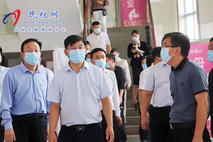 縣委書記張團(tuán)結(jié)調(diào)研我縣全國(guó)文明城市創(chuàng)建工作