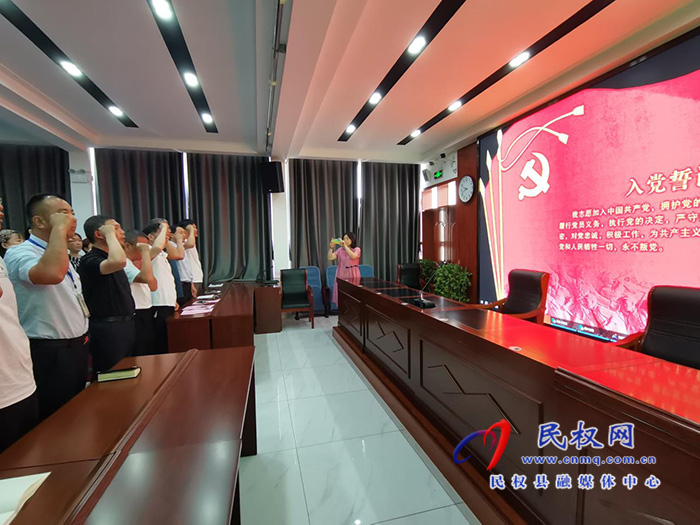 不忘初心鑄魂新時(shí)代少年 勇?lián)姑V寫新風(fēng)尚校園 ——民權(quán)縣第一初級(jí)中學(xué)文明校園創(chuàng)建工作