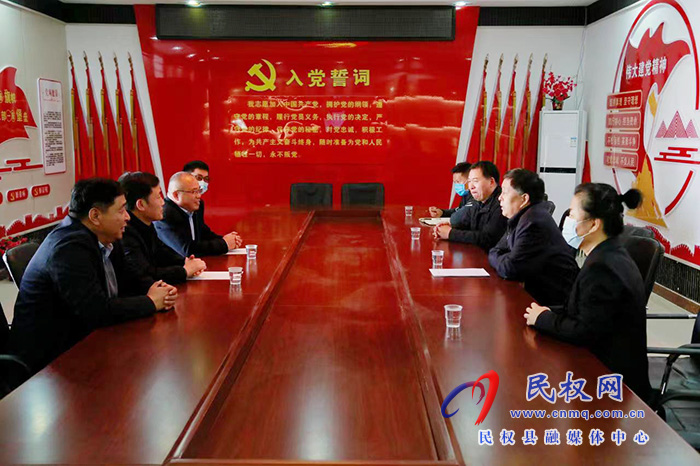 市農(nóng)業(yè)農(nóng)村局到北關(guān)鎮(zhèn)劉樓村對鞏固脫貧攻堅成果與鄉(xiāng)村振興有效銜接工作進(jìn)行調(diào)研