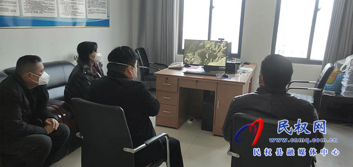 民權(quán)縣住建局建筑科技節(jié)能服務中心組織學習收看《根脈》之《紅旗渠精神》系列專題片