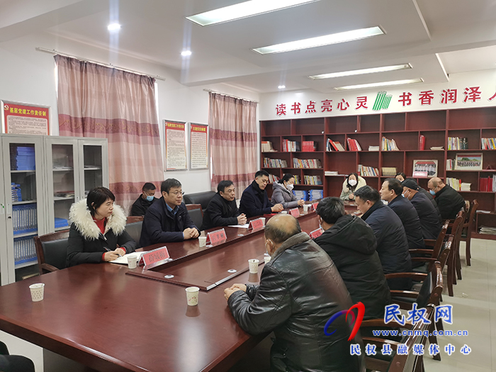 民權(quán)縣教體局聘任民權(quán)博士團成員、中科院教育心理學(xué)博士李強為王橋鎮(zhèn)中心學(xué)?！懊u校長”