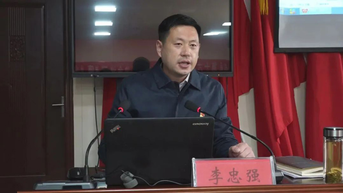 省基層理論宣講先進(jìn)個人李忠強(qiáng)  為基層群眾送上“理論大餐”