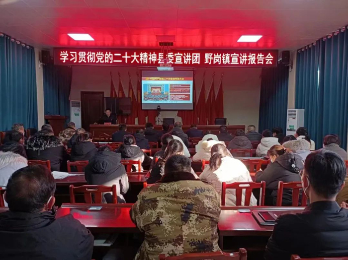 省基層理論宣講先進(jìn)個人李忠強(qiáng)  為基層群眾送上“理論大餐”