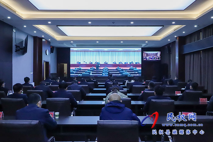 我縣組織收聽收看省委農(nóng)村工作會(huì)議