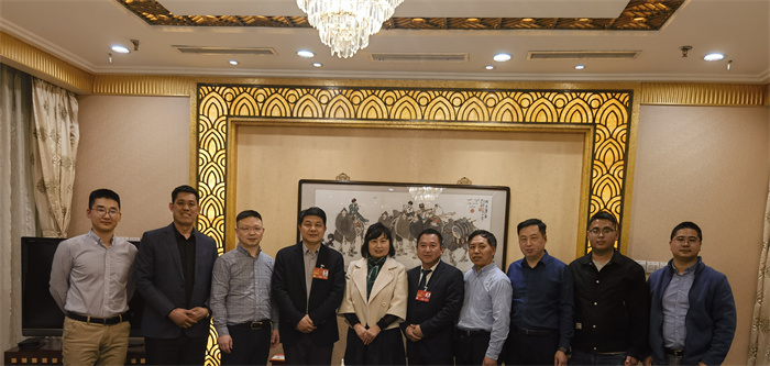  民權(quán)博士團(tuán)北京分團(tuán)會(huì)見全國(guó)人大代表張永濤