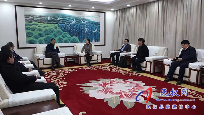 縣委副書記、縣長(zhǎng)王靜嫻會(huì)見(jiàn)茂林斯達(dá)控股董事長(zhǎng)顧鐳一行