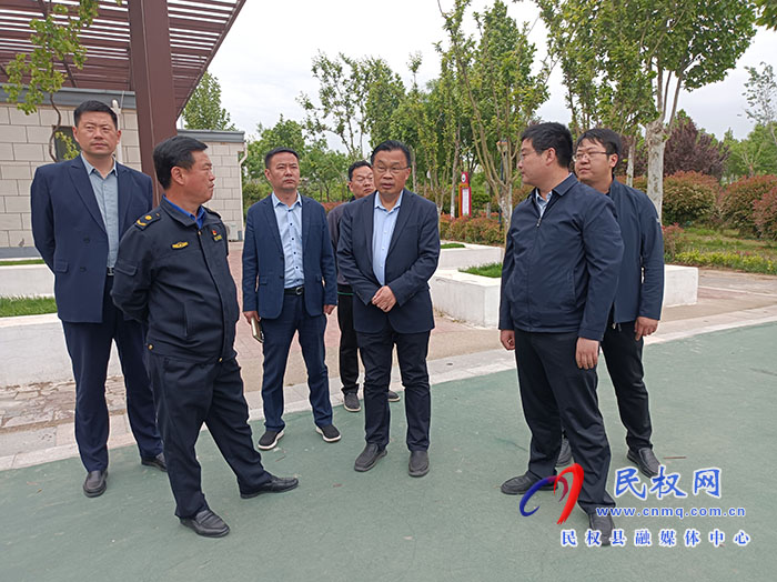 縣委常委、宣傳部長(zhǎng)、副縣長(zhǎng)畢道喜調(diào)研城市書(shū)房建設(shè)工作