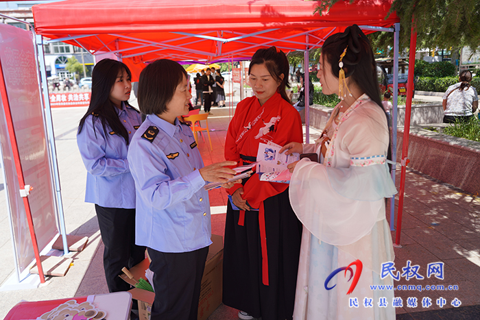 民權縣市場監(jiān)督管理局啟動 “安全用妝 共治共享”科普宣傳周活動