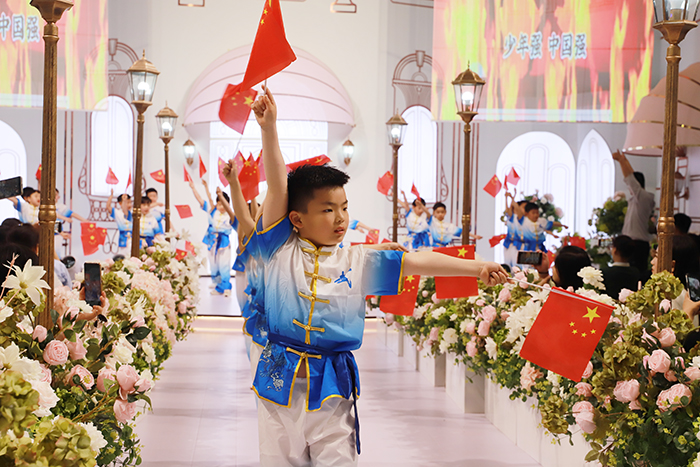 民東愛(ài)嬰托育中心舉辦喜迎“六一”暨五周年感恩回饋活動(dòng)