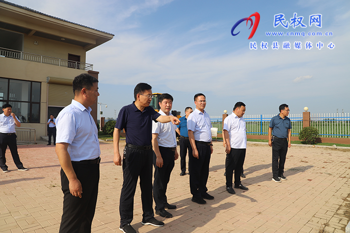 縣領(lǐng)導(dǎo)王景義、李衛(wèi)政調(diào)研農(nóng)業(yè)水價(jià)綜合改革工作