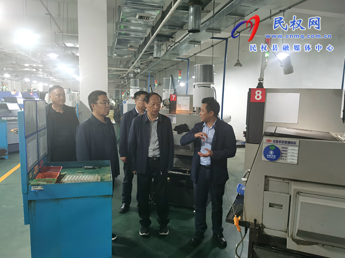 縣總工會(huì)主席瞿志君帶隊(duì)到重慶、成都開展招商活動(dòng)