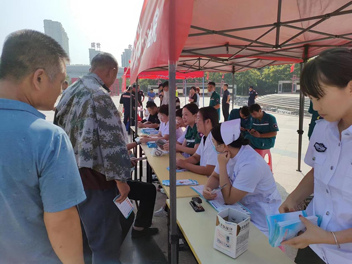 衛(wèi)健委組織中醫(yī)院開(kāi)展“世界急救日”主題活動(dòng)
