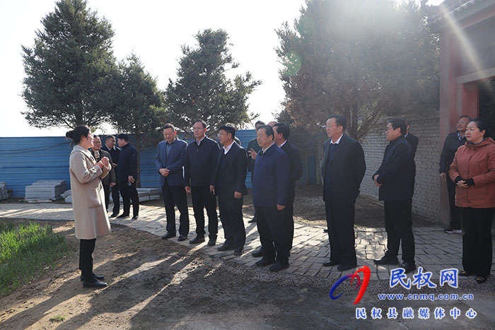全市推進(jìn)移風(fēng)易俗倡樹(shù)文明殯葬新風(fēng)現(xiàn)場(chǎng)會(huì)在民召開(kāi)