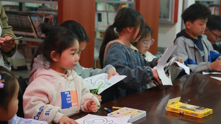 民權(quán)縣圖書館舉辦2024年第六期“童心向黨·書香伴成長”閱讀分享會活動（總第38期）