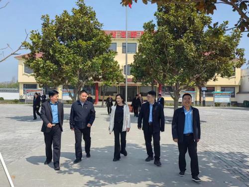省殘聯(lián)到民權(quán)縣開展基層殘聯(lián)組織建設(shè)示范基地評(píng)估驗(yàn)收工作