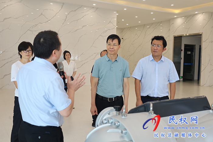 省政府辦公廳副主任、一級巡視員張發(fā)成到民調(diào)研企業(yè)發(fā)展情況