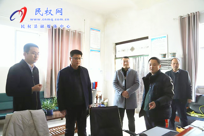 縣委常委、宣傳部長(zhǎng)楊晗到縣融媒體中心調(diào)研