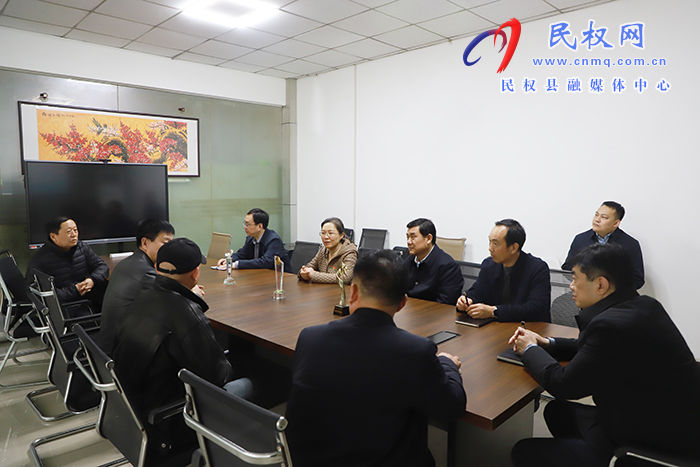 縣委書記王靜嫻調(diào)研工業(yè)企業(yè)運行和農(nóng)業(yè)產(chǎn)業(yè)發(fā)展工作