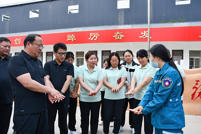 人和鎮(zhèn)開展2025年防汛救災應急演練
