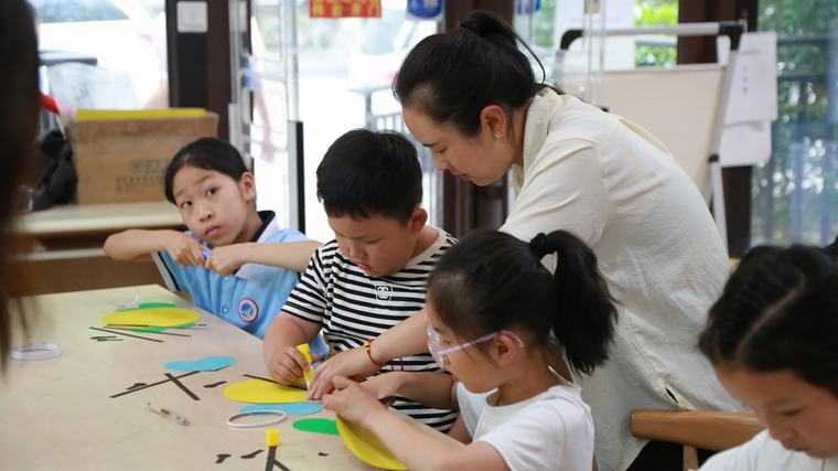 民權(quán)縣圖書館舉辦2025年第五期“童心向黨·書香伴成長”閱讀分享會活動（總第56期）