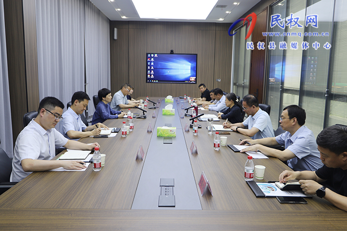 中信銀行商丘分行黨委書(shū)記、行長(zhǎng)路洪欣一行到民考察
