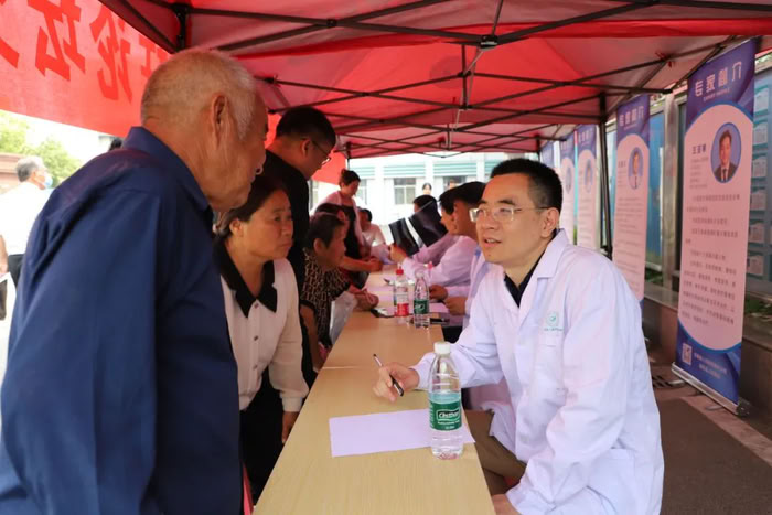 聚焦脊柱健康 助力健康民權——第二屆莊周脊柱論壇在民權縣人民醫(yī)院盛大開幕